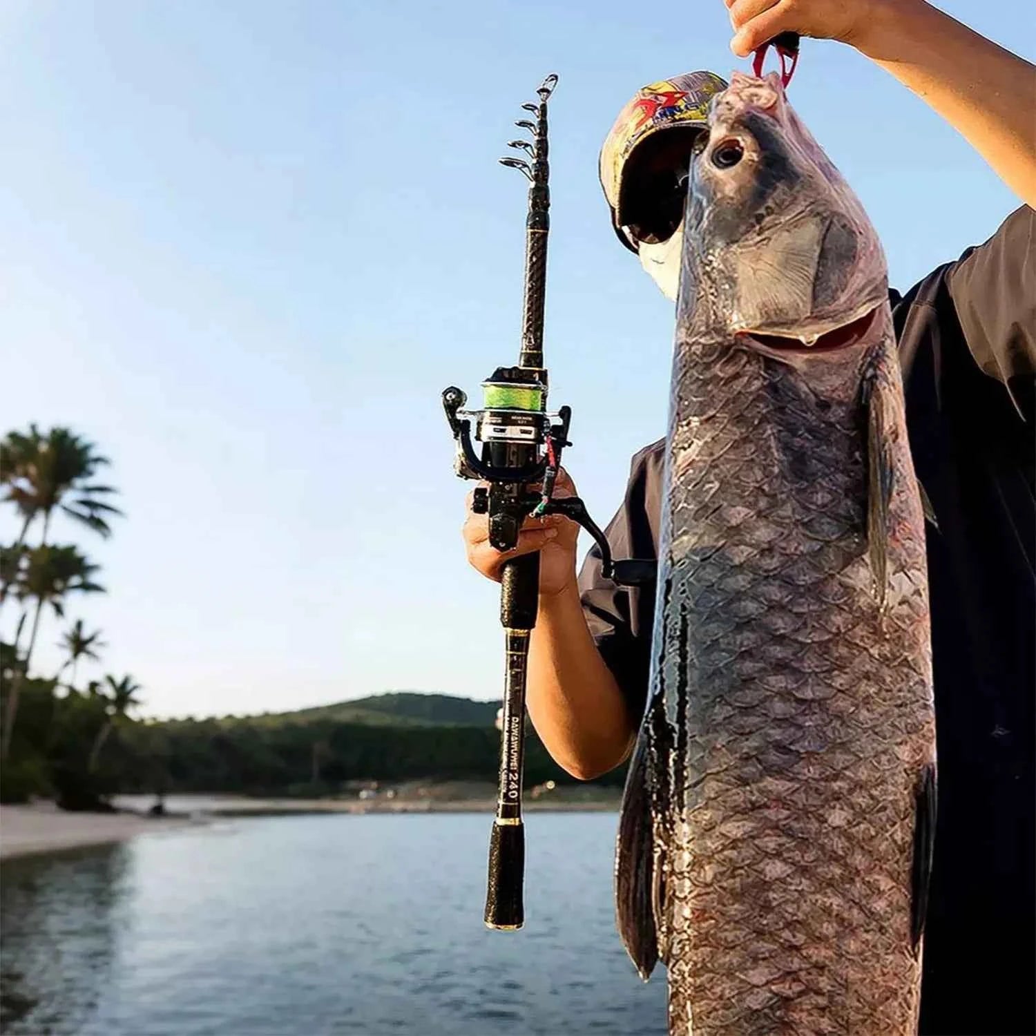 Carbon Fiber Folding Fishing Rod – Ultra-Portable Design for Surf Rod Fishing & Spinning